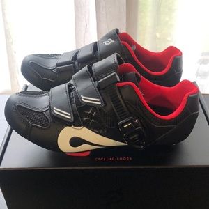Peloton cycling shoes with cleats, size 38/US women’s 7